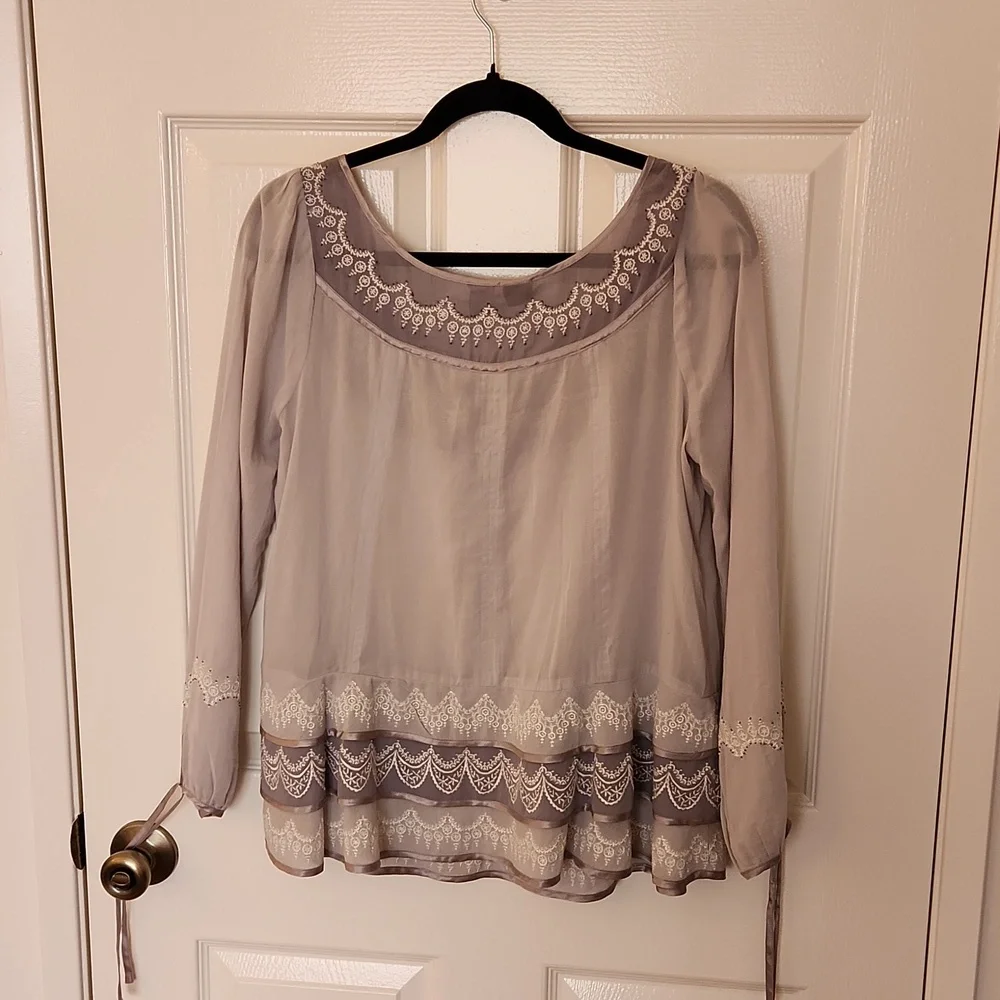Lithe Blouse - Picture 3 of 5